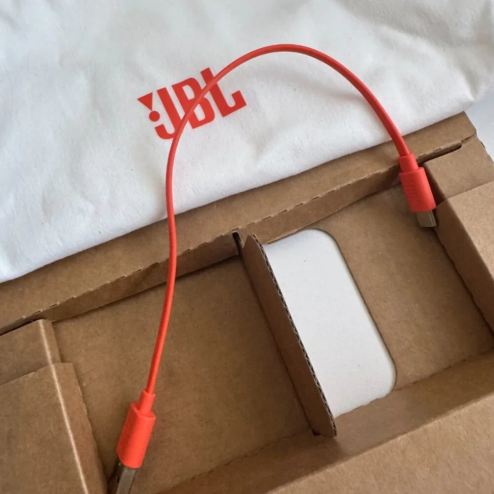 JBL Tune 520BT Wireless Headphones Black Bluetooth 57H Battery Open Box - Picture 6 of 10
